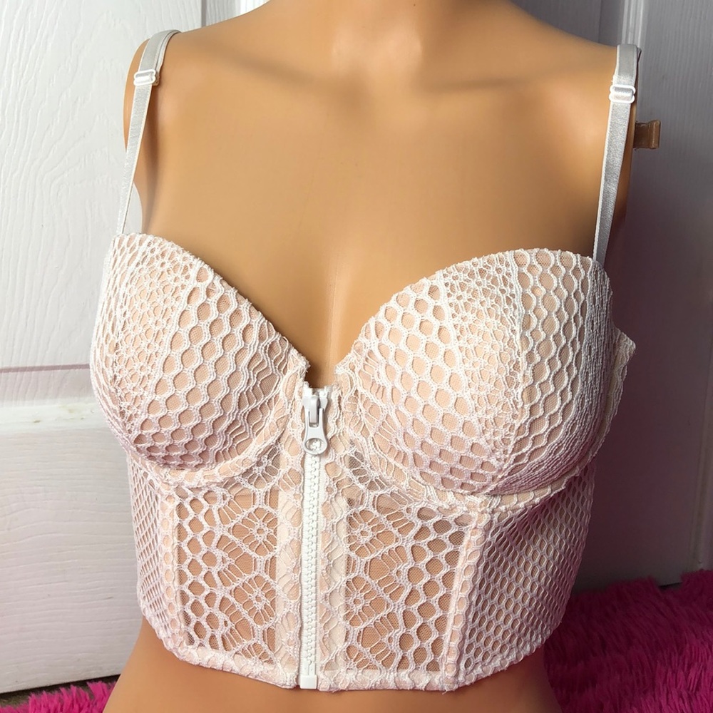 Victoria secret bra size 36B